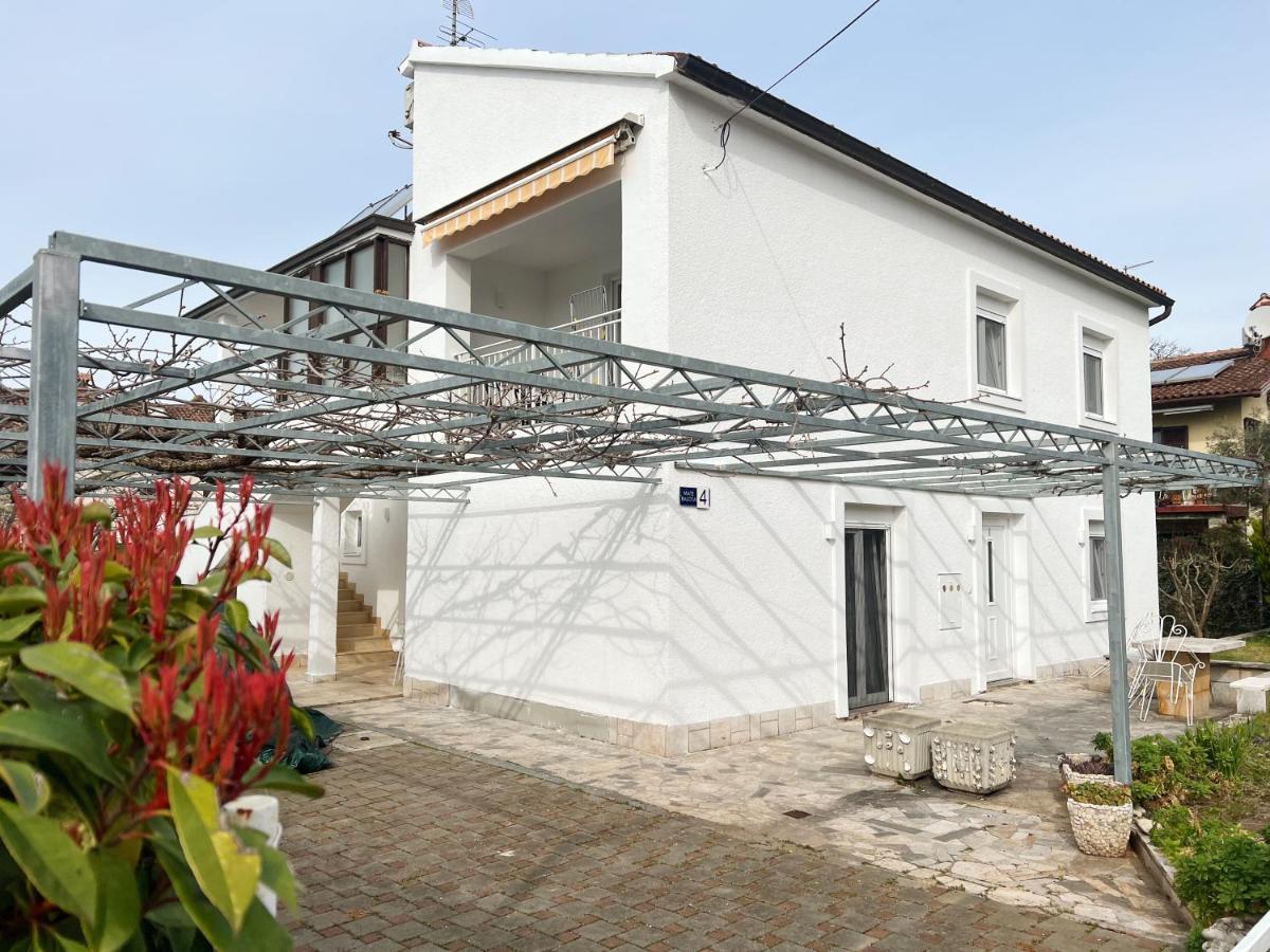 Apartments Teodora Maria Novigrad  Екстер'єр фото