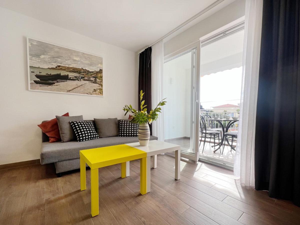 Apartments Teodora Maria Novigrad  Екстер'єр фото
