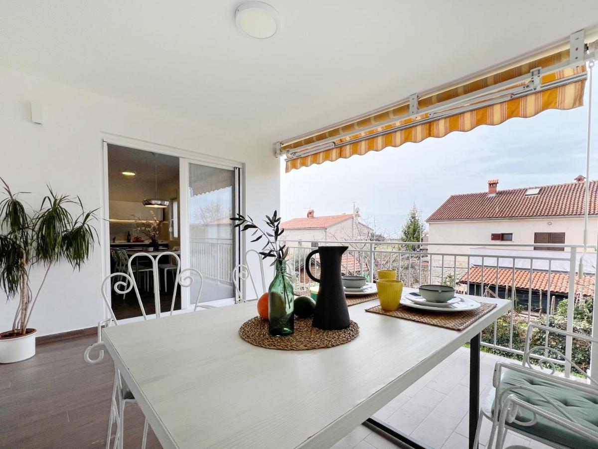 Apartments Teodora Maria Novigrad  Екстер'єр фото