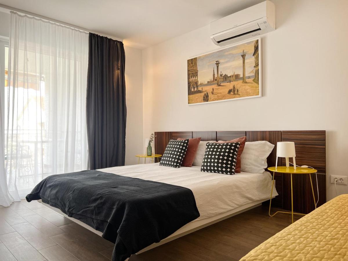 Apartments Teodora Maria Novigrad  Екстер'єр фото