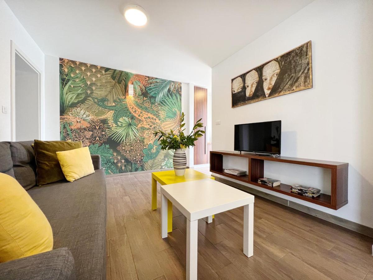 Apartments Teodora Maria Novigrad  Екстер'єр фото